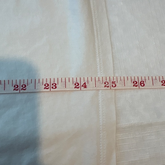 Aritzia the Group Babaton basic white tee - Picture 6 of 6